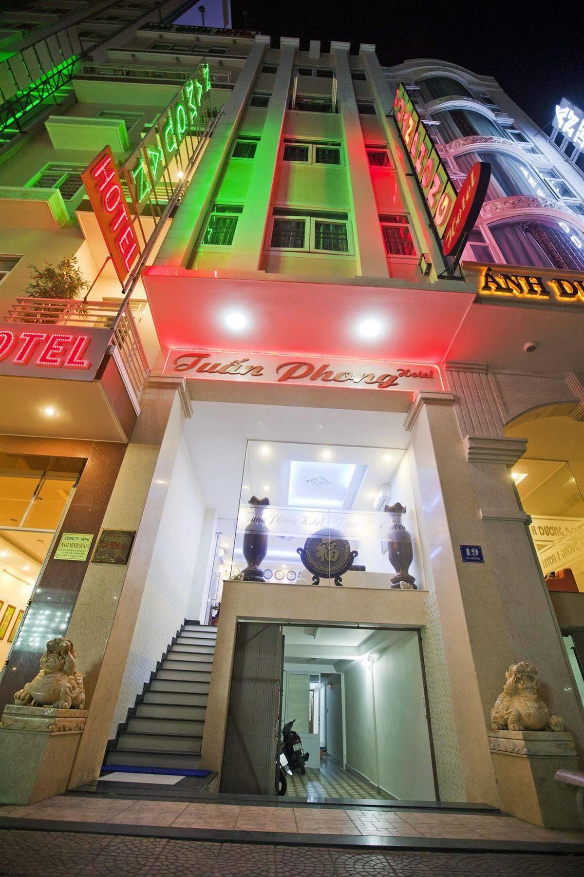 Tuan Phong Hotel Da Nang Luaran gambar
