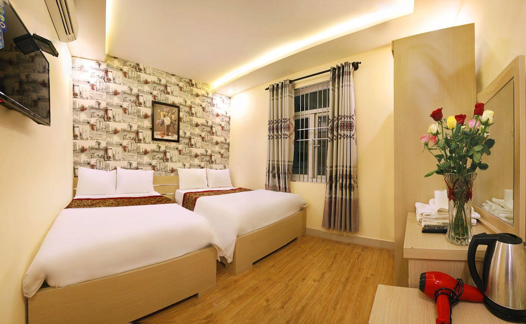 Tuan Phong Hotel Da Nang Luaran gambar
